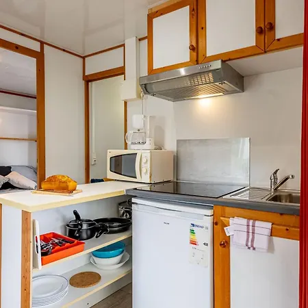 2 Avec Terrasse A - Api-1-52-604 Badefols-sur-Dordogne
